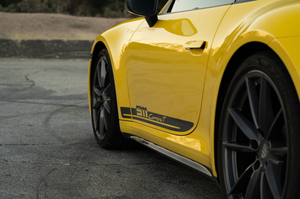 Les graphismes de porte permettent aux autres Porschephiles de savoir que vous êtes dans quelque chose d'intéressant.