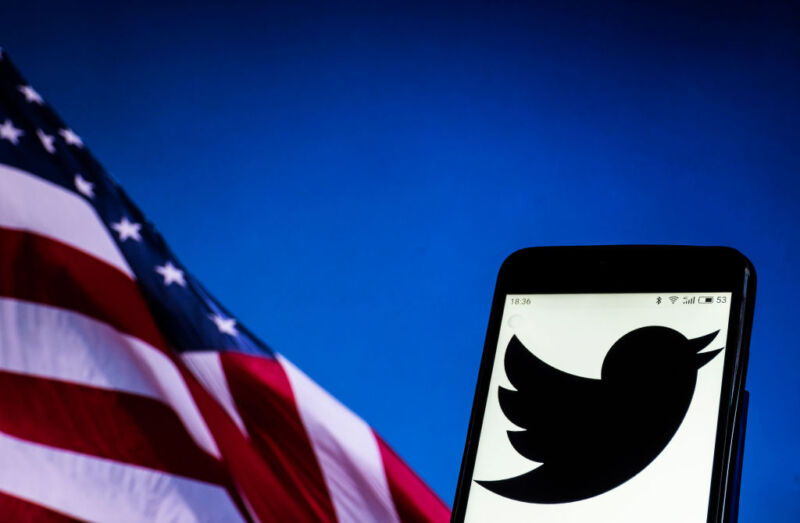 Twitter restricts staff from policing content violations ahead of US midterms