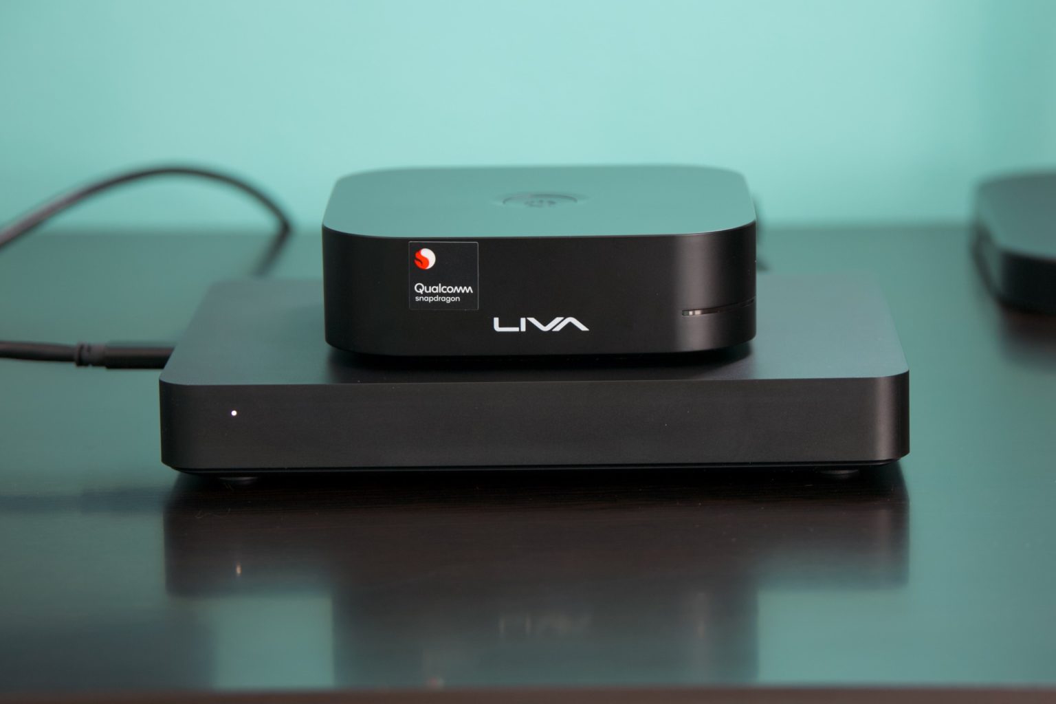 “Project Volterra” review: Microsoft’s $600 Arm PC that almost doesn’t ...