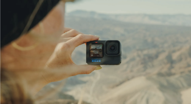 La GoPro Hero 11 est actuellement en vente pour 200 $ de réduction avec une année gratuite d'abonnement GoPro.