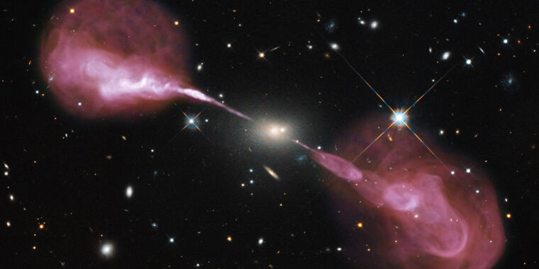 Photo of Teraz vieme, prečo trysky čiernych dier vytvárajú vysokoenergetické žiarenie