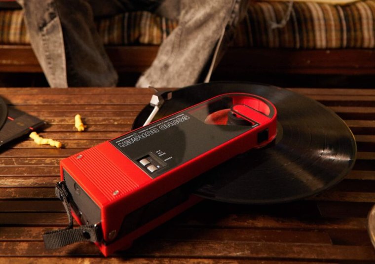 Sound Burger portable record player returns from the '80s with