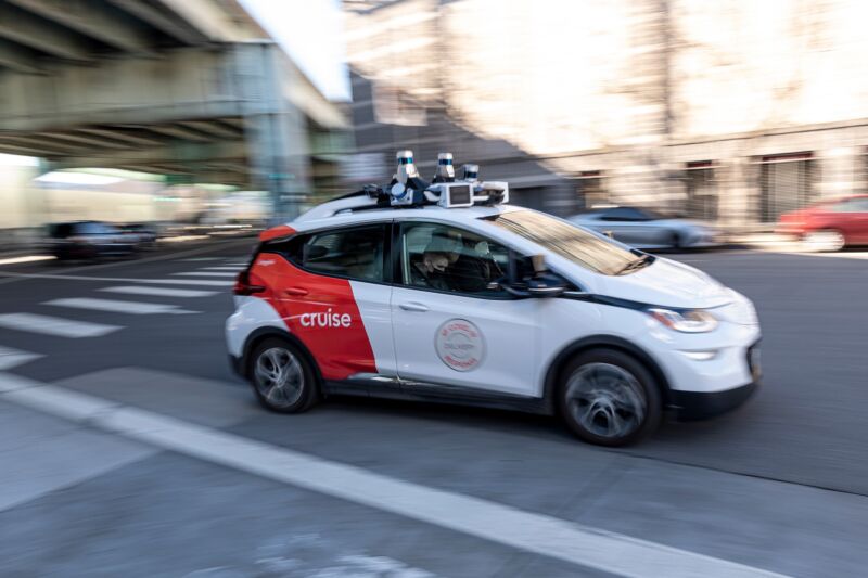 A Cruise vehicle in San Francisco, California, U.S., on Wednesday Feb. 2, 2022. Cruise LLC, the self-driving car startup that is majority owned by General Motors Co., said its offering free rides to non-employees in San Francisco for the first time, a move that triggers another $1.35 billion from investor SoftBank Vision Fund.
