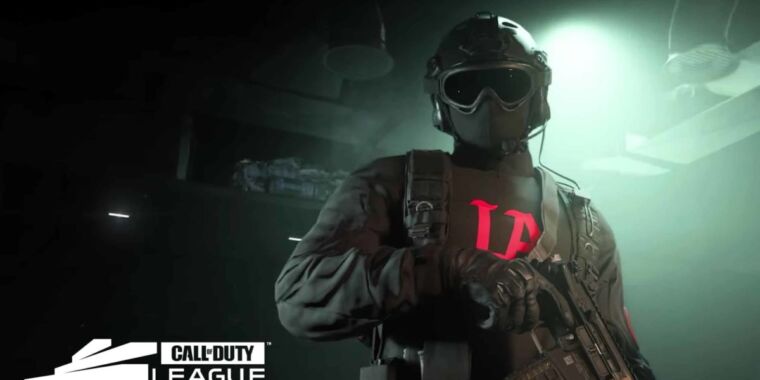 Call of Duty players flock to buy “all-black” DLC skin, hide in dark  corners | Ars Technica