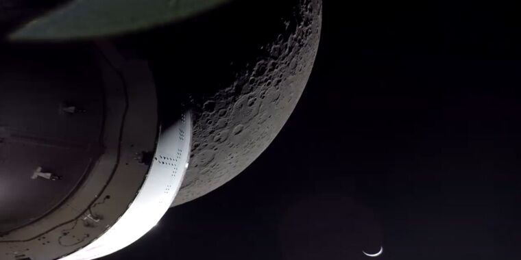 Lockheed Martin makes a big bet on commercial space and the Moon thumbnail