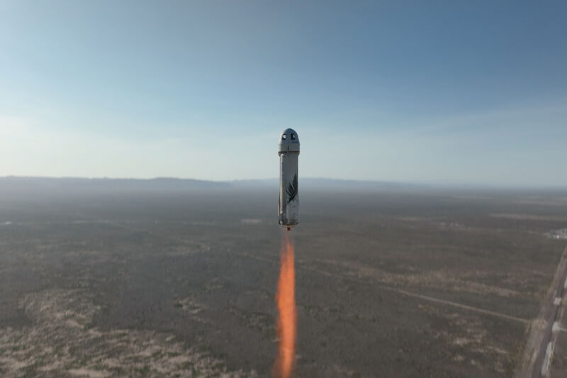 The New Shepard rocket and spacecraft are seen during the NS-22 ngo  successful  August 2022.