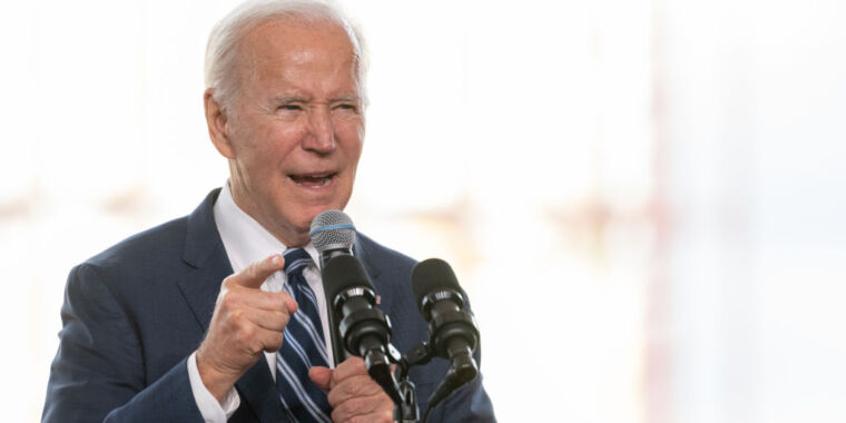 Biden adopte une « approche absolument erronée » pour sévir contre Big Tech, selon les critiques