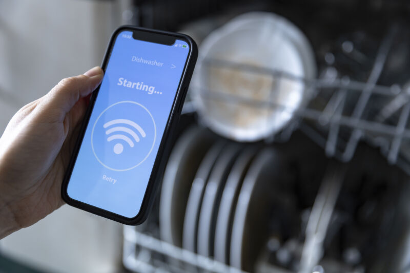 Connected Appliances - Smart Home Appliances