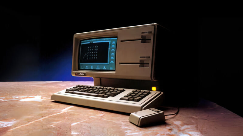 El Apple Lisa 1, lanzado en 1983.