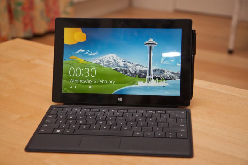O Surface Pro de primeira geração com Windows 8.