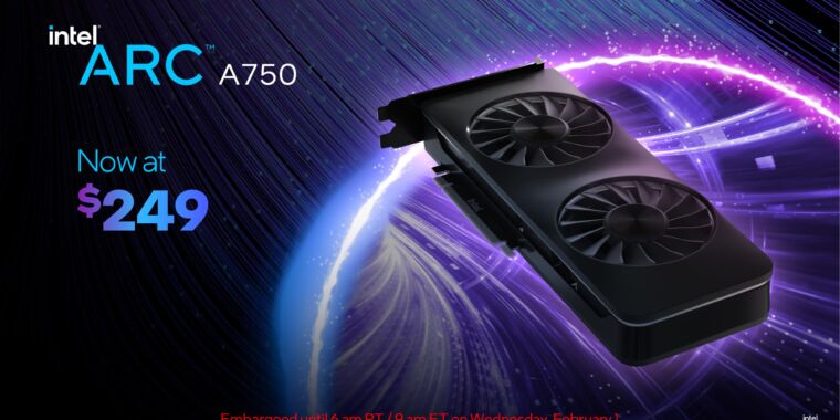 Intel は Arc A750 GPU の価格を引き下げ、ドライバーの改善を誇示します