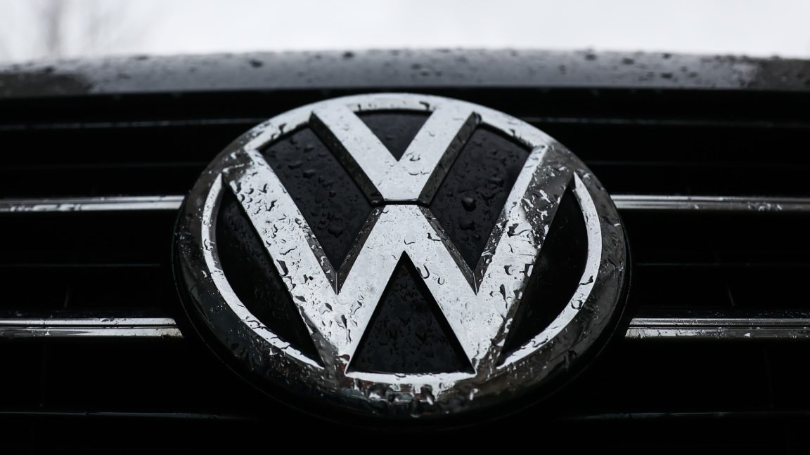 VW wouldn’t help locate car with abducted child because GPS subscription ...