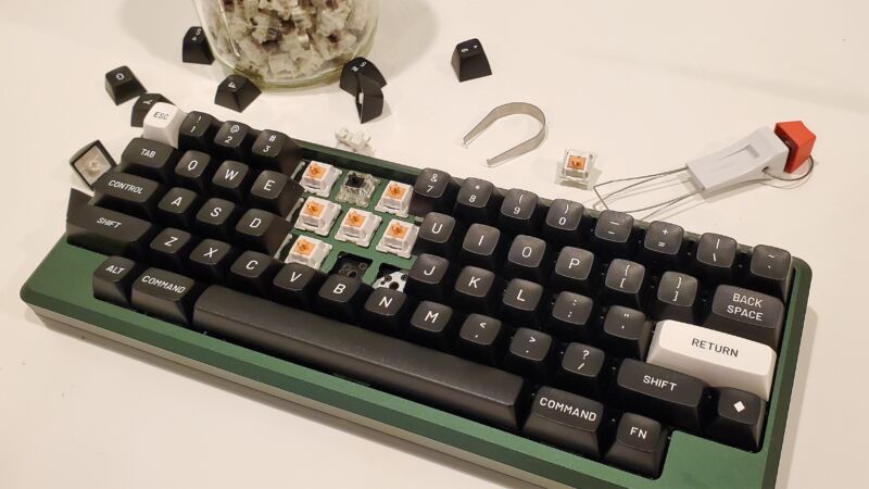 Customiznig a mechanical keyboard