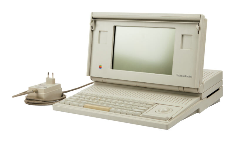 apple first laptop