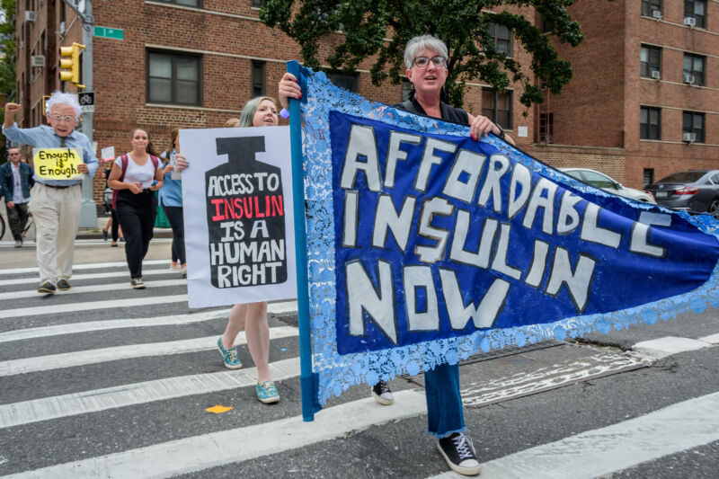 Advocates with T1Internationals New York, New Jersey, and Connecticut Chapters held a vigil on September 5, 2019, outside of Eli Lilly's offices honoring those who have lost their lives due to the high cost of insulin and demand lower insulin prices.