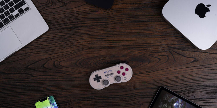 photo of 8BitDo makes the Mac great for retro games—iPhone? Not so much image