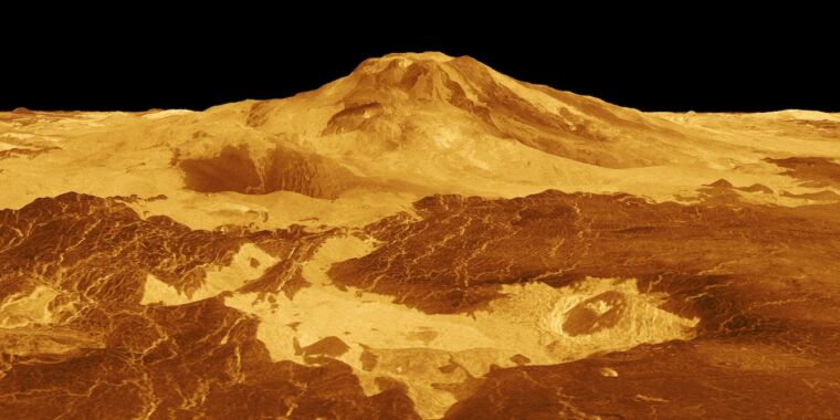 We finally have proof of active volcanoes on Venus  