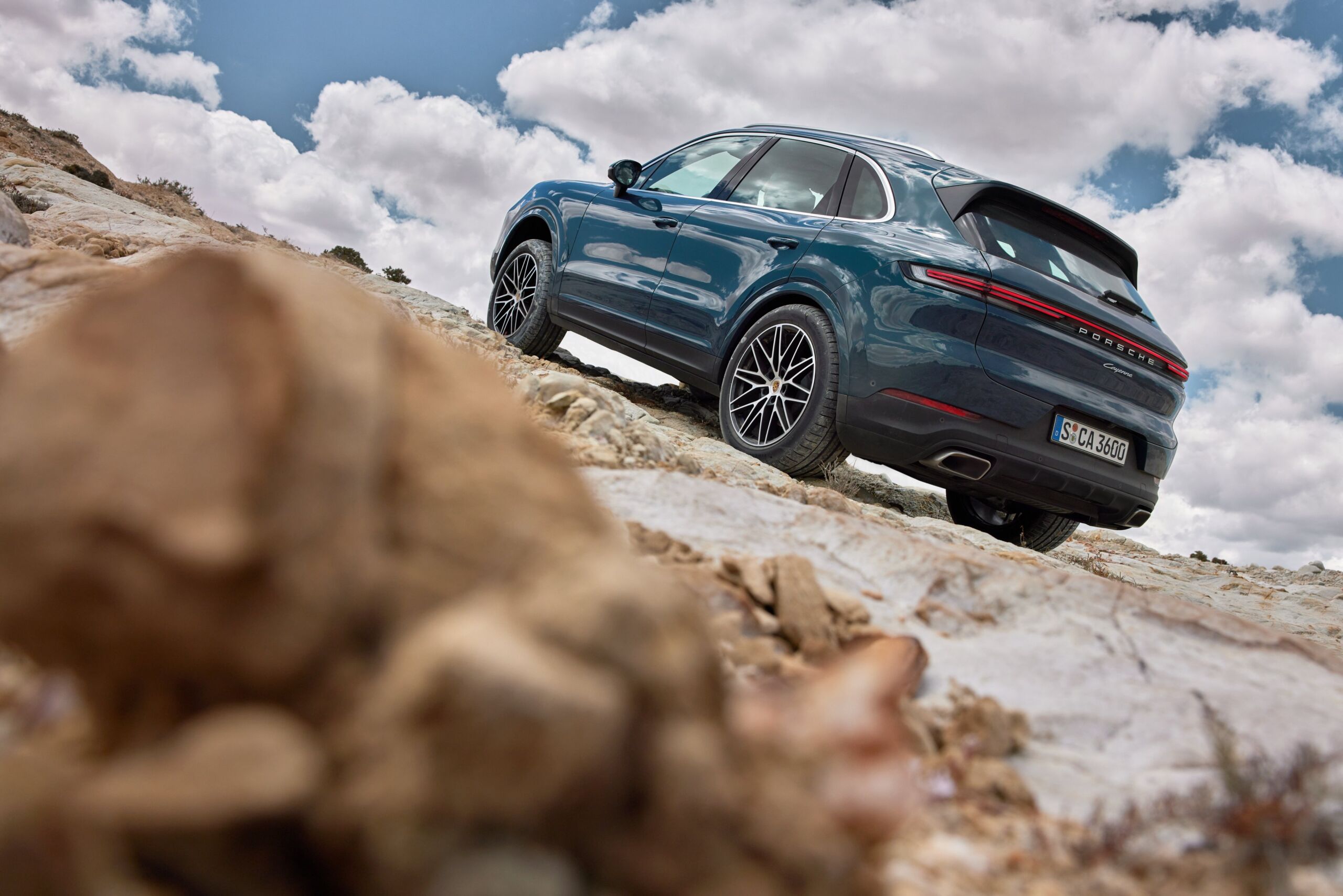 Porsche bumps battery capacity, charging speed for 2024 Cayenne hybrid