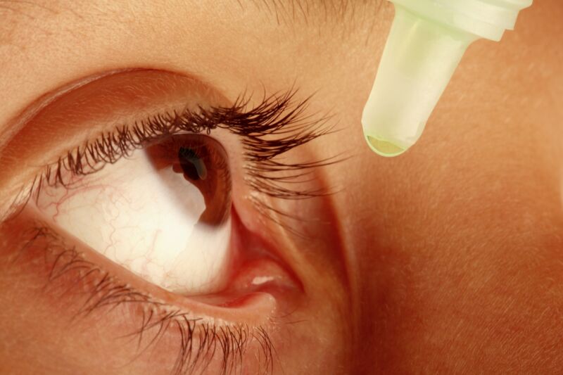 Maker of eye drops linked to deadly outbreak flunks FDA inspection