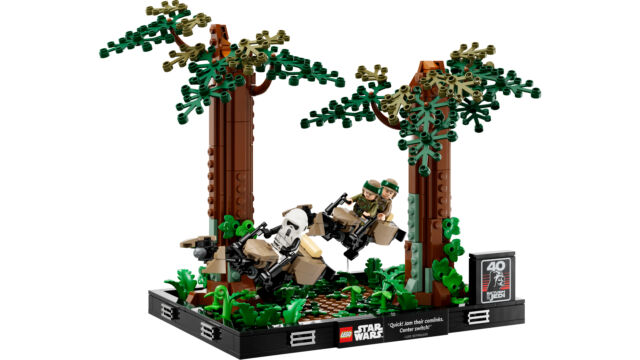 Star Wars Endor Speeder Chase Diorama from Lego.