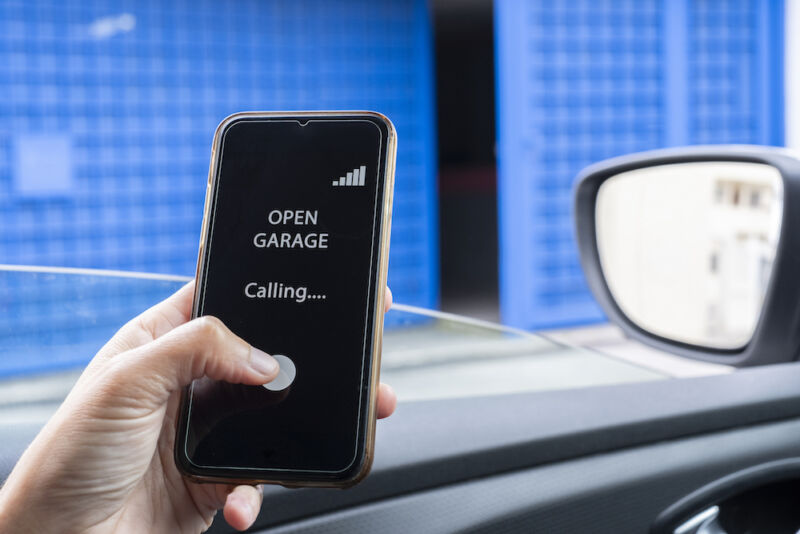 Open garagedeuren overal ter wereld door gebruik te maken van dit “slimme” apparaat – Ars Technica