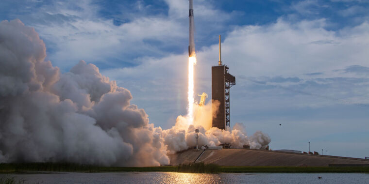 Axiom e SpaceX estão a perturbar o caminho tradicional da Europa para o espaço