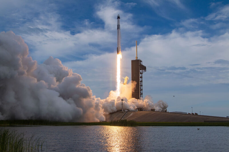 A Falcon 9 rocket launches the Axiom-2 mission on May 21, 2023.