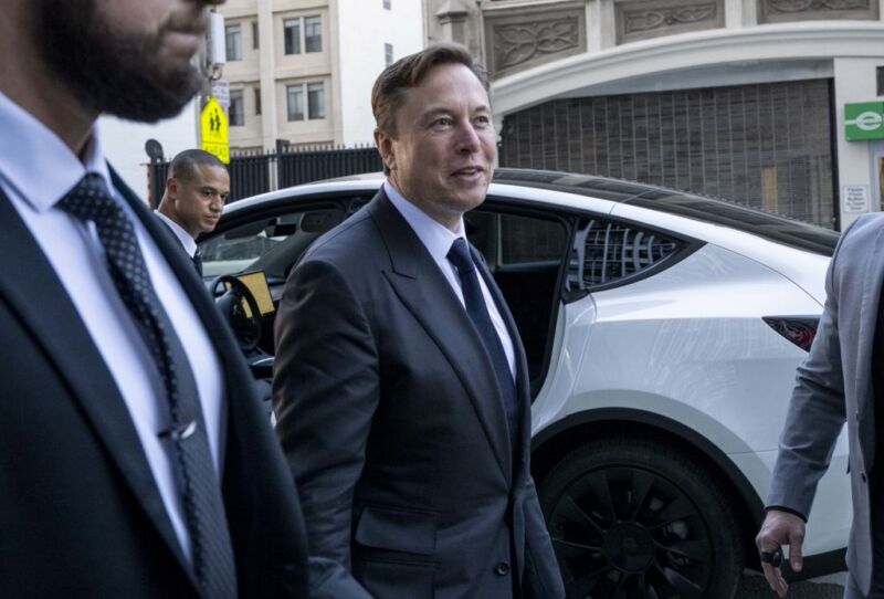 Los senadores estadounidenses califican la revisión de seguridad de Tesla como una «farsa» y exigen respuestas de Musk – Ars Technica
