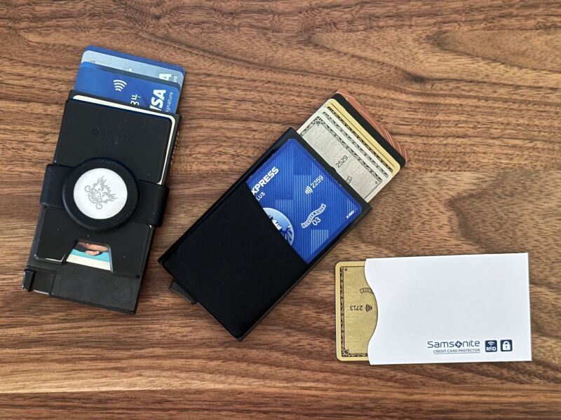 Wallet solutions to prevent RFID card skimming