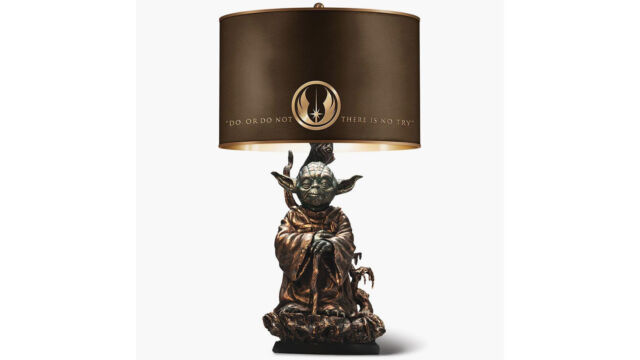 Star Wars Yoda desk lamp