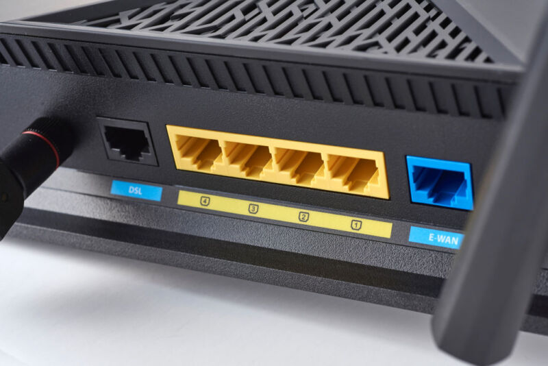 Асус бут. Arrow Ports. Что лучше Fritzbox 7580 или ASUS DSL-ac88u-b.