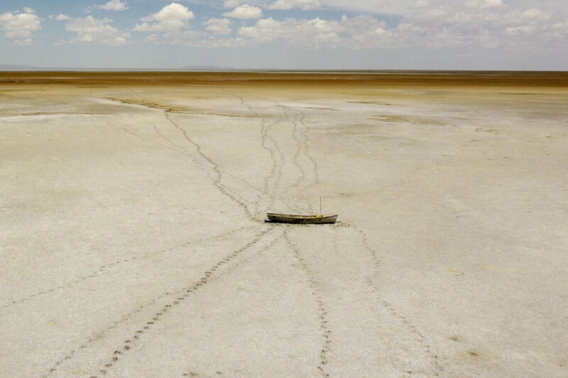 boat on dry lake bed