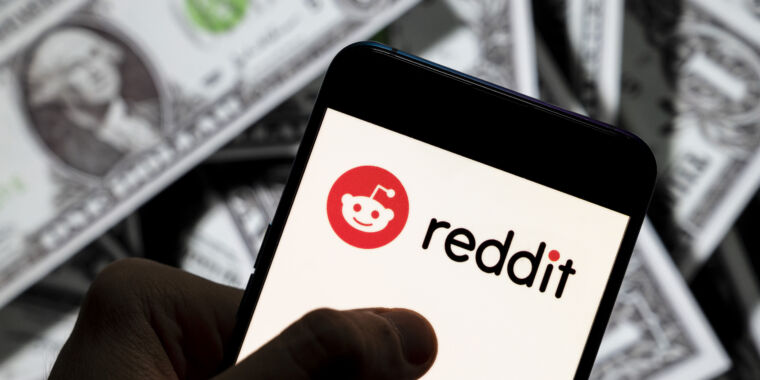 Reddit sells training data to unnamed AI company ahead of IPO