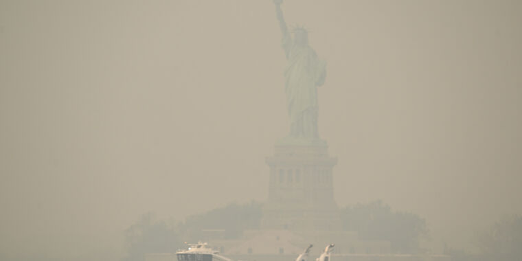 La qualité de l’air à New York atteint un niveau « dangereux », de loin le pire au monde