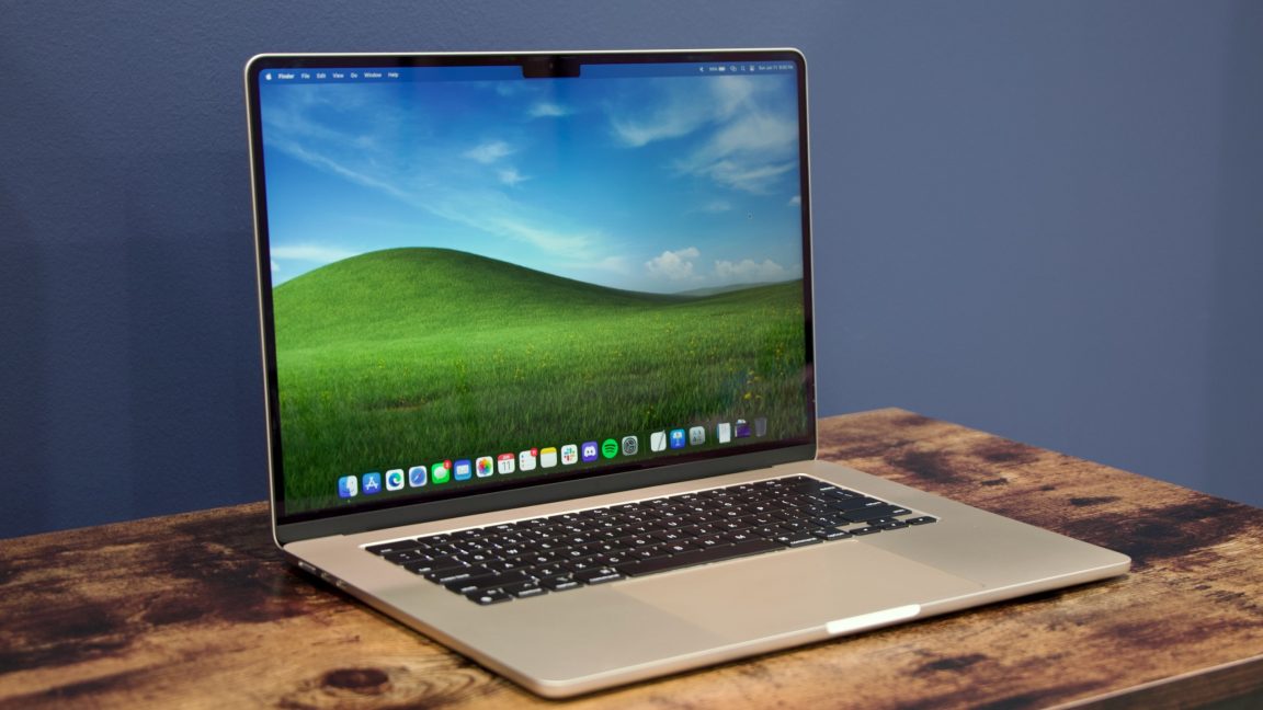 Review: Apple's 15-inch MacBook Air says what it is and is what it says -  Ars Technica