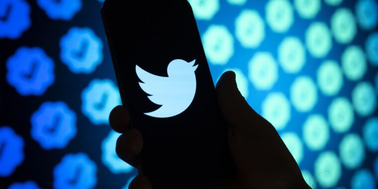 Music publishers sue Twitter, slam Musk for calling DMCA a “plague on ...