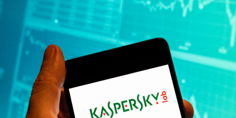 “Clickless” iOS exploits infect Kaspersky iPhones with never-before-seen malware