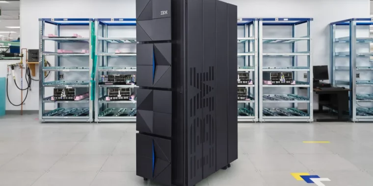 El mainframe de IBM: cómo funciona y por qué sobrevive