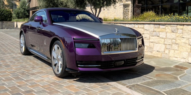 The 2024 Rolls-Royce Spectre proves EVs make one of the best luxurious vehicles
