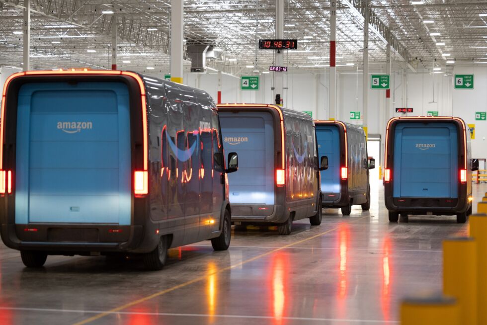 Para 2030, Amazon dice que tendrá 100.000 de estas furgonetas en servicio.