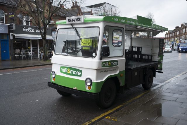 Old electric milk on sale floats for sale