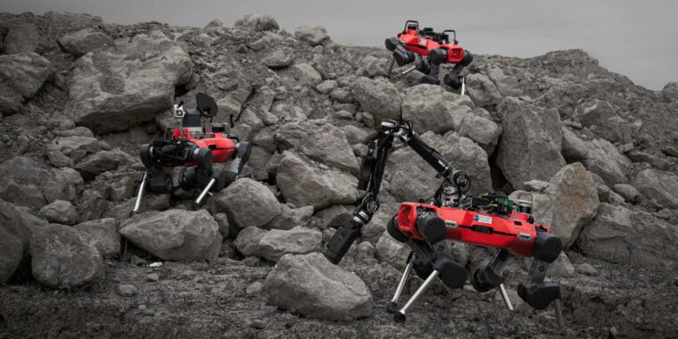 New legged robots designed to explore planets as a team