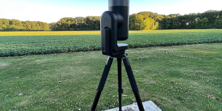 Image for article Communal stargazing using your phone The Unistellar eQuinox 2, reviewed