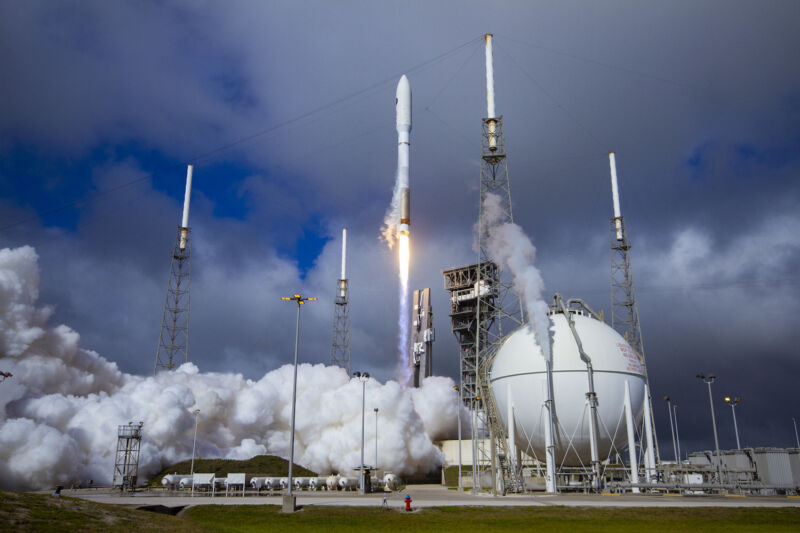 United Launch Alliance's Atlas 5 rocket, seen here in its "501" configuration without any solid rocket boosters.