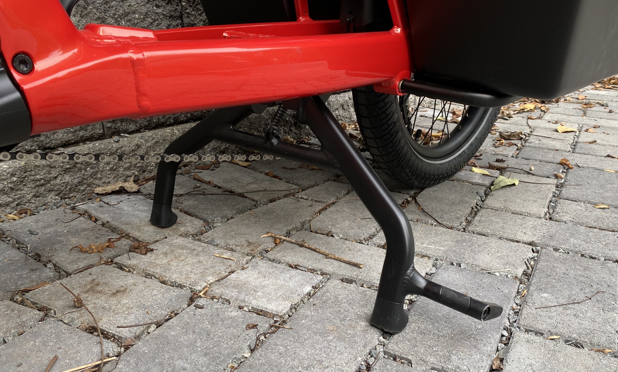 Cargo hot sale bike kickstand