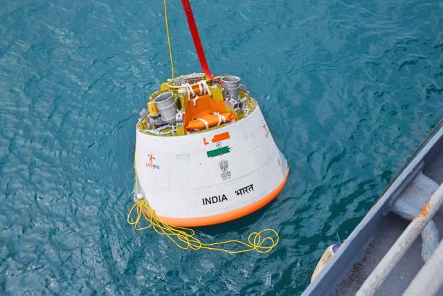 La Armada de la India recuperó la cápsula Gaganyaan del Golfo de Bengala. 