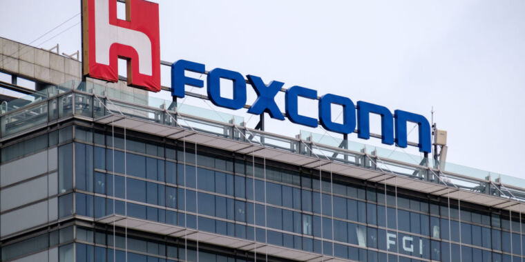 La Chine cible le fabricant d’iPhone Foxconn avec une enquête sur la fiscalité et l’utilisation des terres