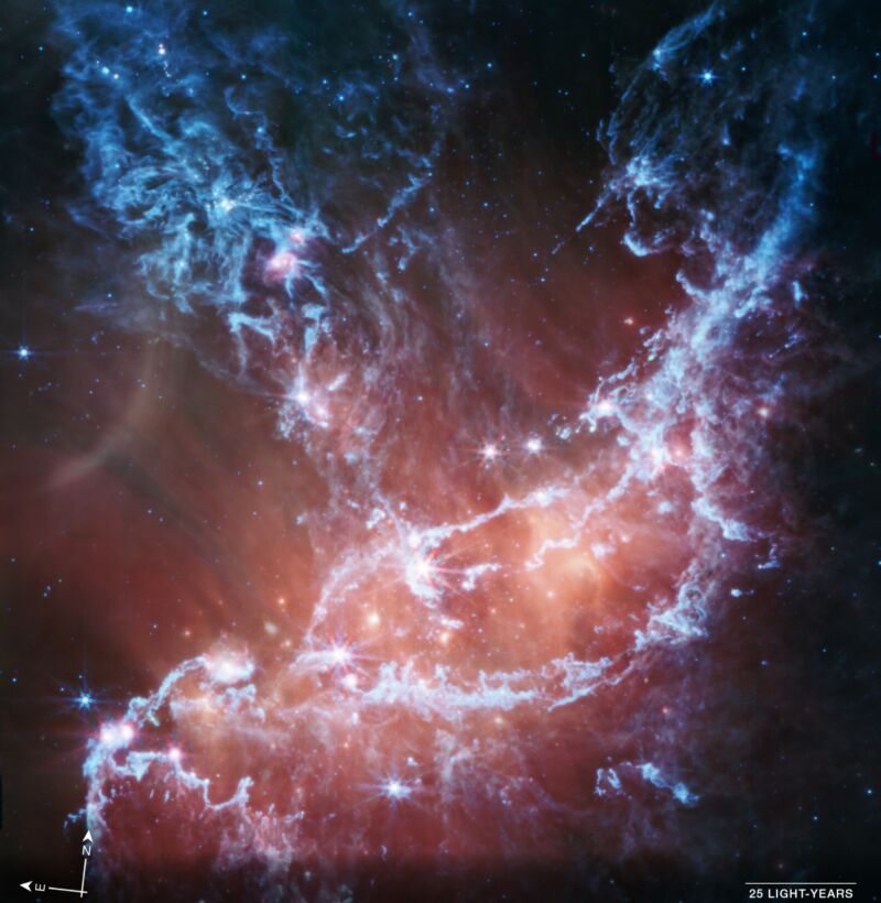 Μια ματιά σε ένα νεαρό αστρικό σμήνος σε έναν κοντινό γαλαξία – Ars Technica