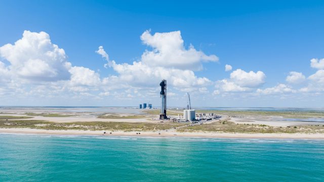 SpaceX dice que está esperando una licencia de lanzamiento de la FAA antes de continuar con el segundo vuelo de prueba de Starship.