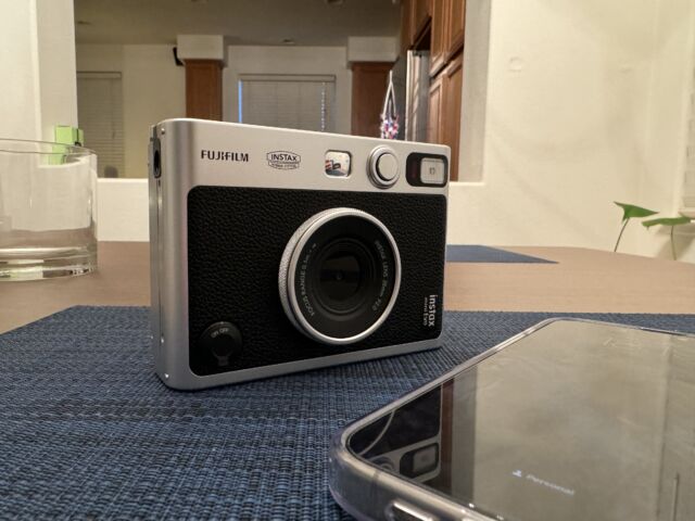 Fujifilm Instax Mini Evo effortlessly combines the analog and the digital for memorable keepsake photo prints. 